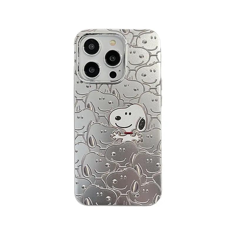 Protective light gray translucent phone case featuring a dense, all-over embossed pattern of smiling Snoopy faces.  The central 3D Snoopy with a red collar adds a playful, dynamic focus to the design.
